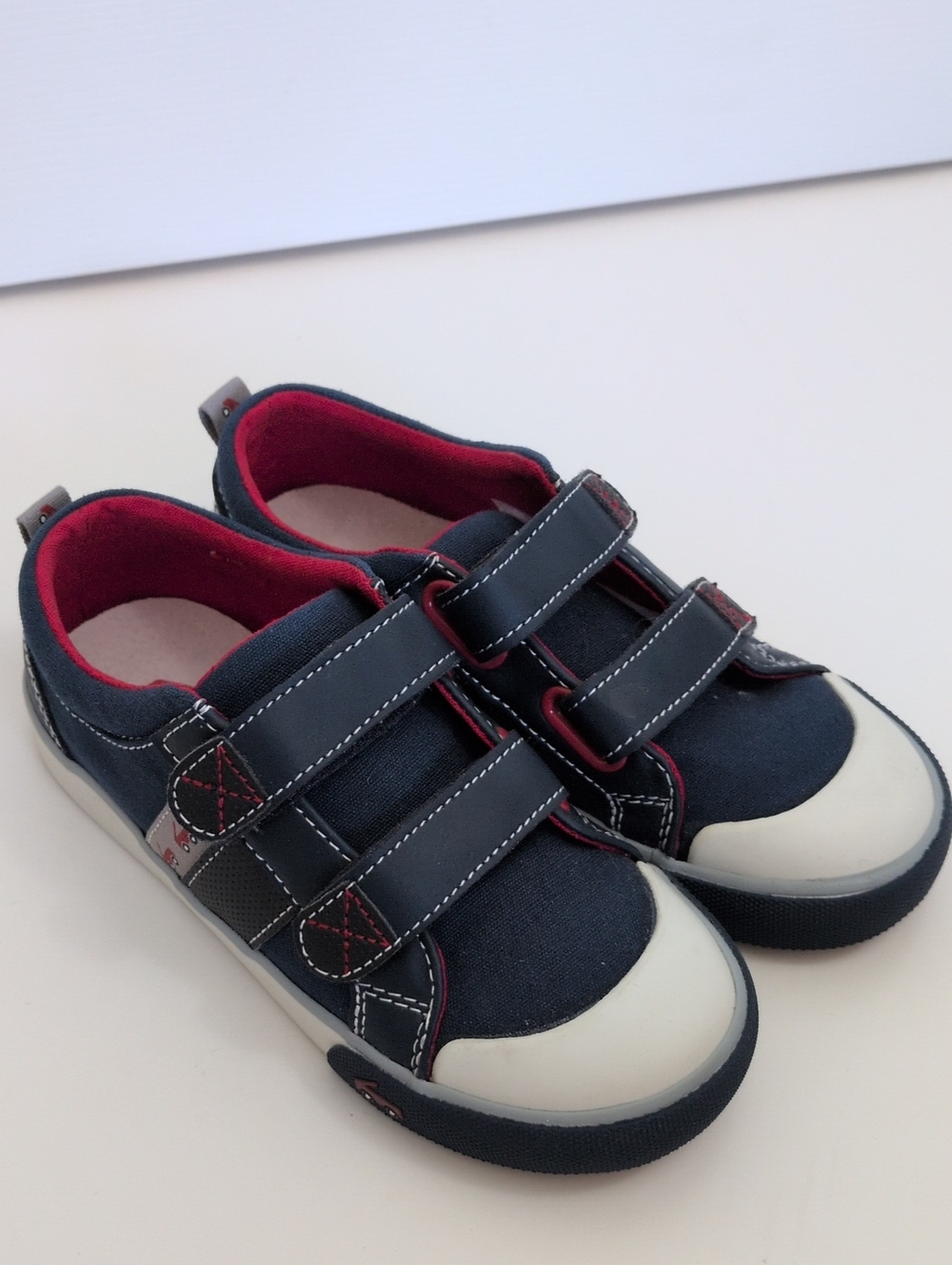 See Kai Run Russell Navy Blue Canvas Sneakers - 13 1/2
